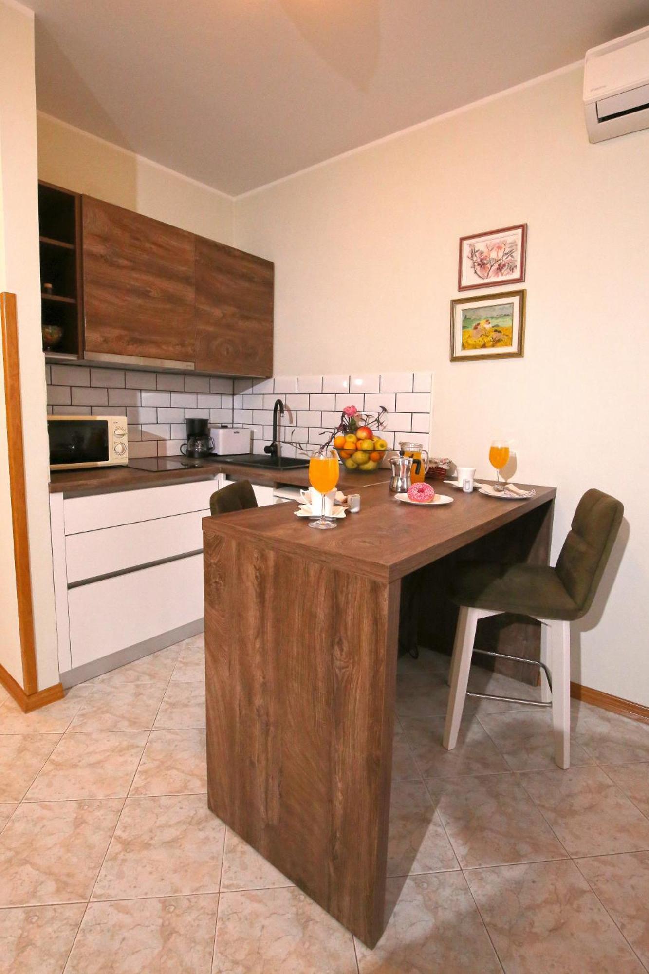 Apartments Paola Ровин Екстериор снимка
